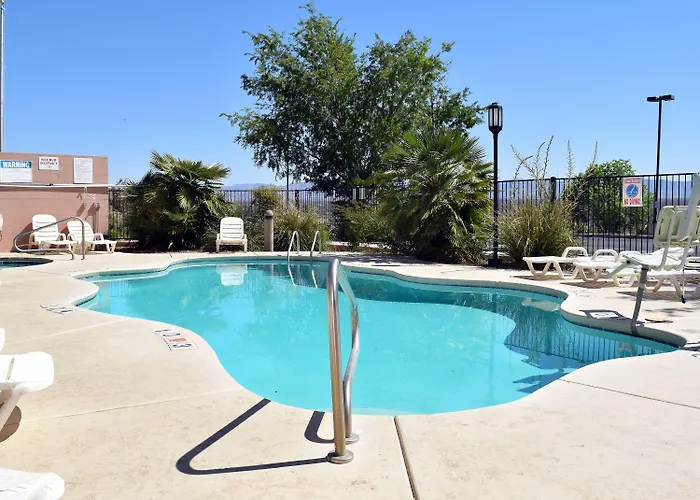 Grand Hotel, A Baymont By Wyndham Hotel 4*