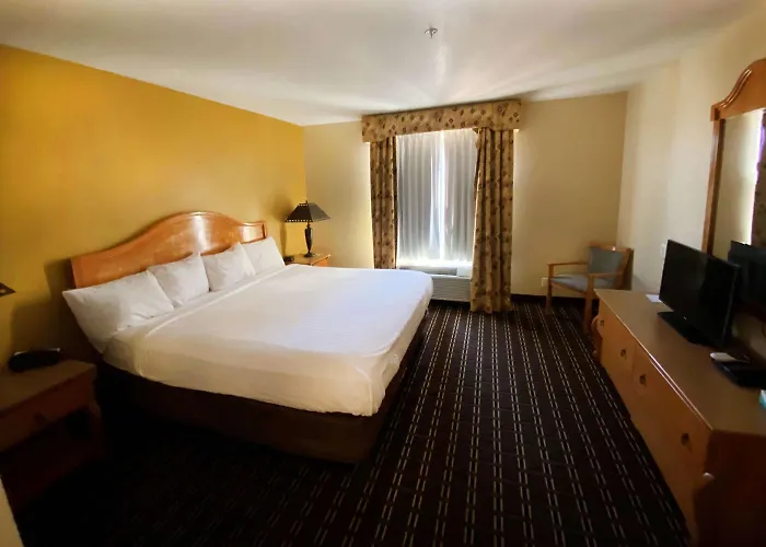 Hotel Grand Hotel, A Baymont By Wyndham 4*